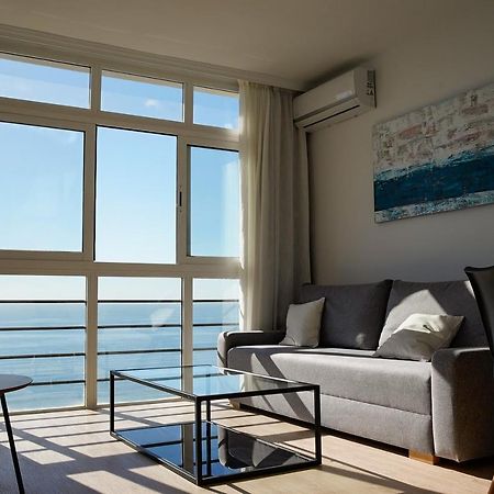 Beachfront Apartment มาลากา ภายนอก รูปภาพ